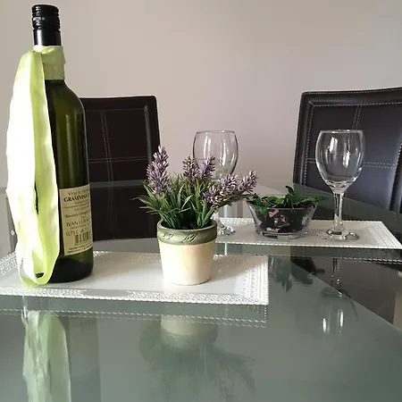 Ive Apartment *