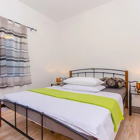 Apartment Ive