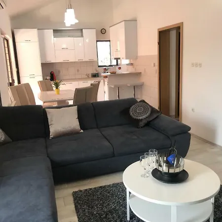 Apartment Ive