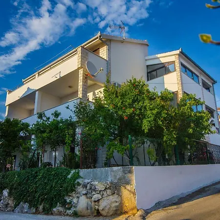 Ive * トロギール