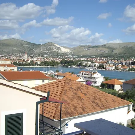 Ive Apartman Trogir