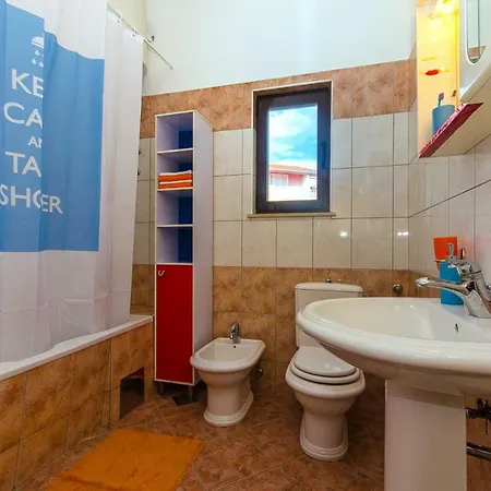 Ive Apartman *