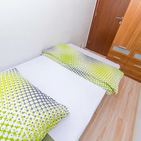 Ive Apartman *
