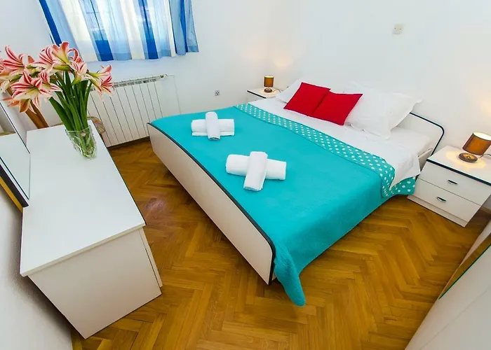 Ive Apartment *